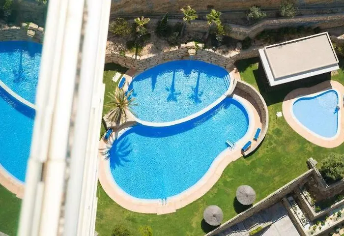 Luxurious 2br Sea Panoramic View Pool Gym *