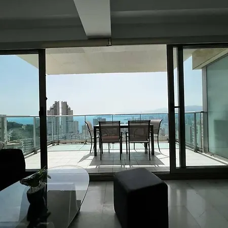 Апартаменты Luxurious 2br Sea Panoramic View Pool Gym