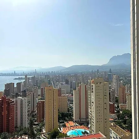 Luxurious 2br Sea Panoramic View Pool Gym Apartment *