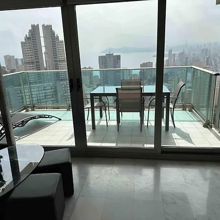 Luxurious 2br Sea Panoramic View Pool Gym * 貝尼多姆